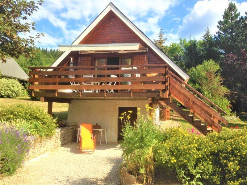 Vue du chalet en été