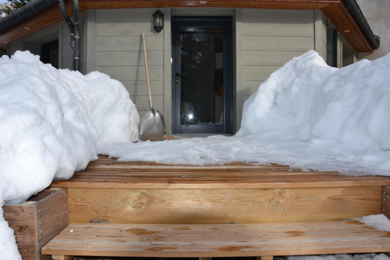 Entrée du studio en hiver