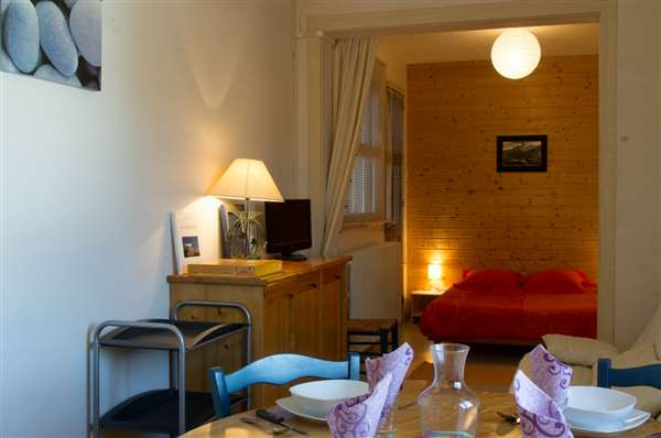 edel_int_2.jpg edel_int_2.jpg