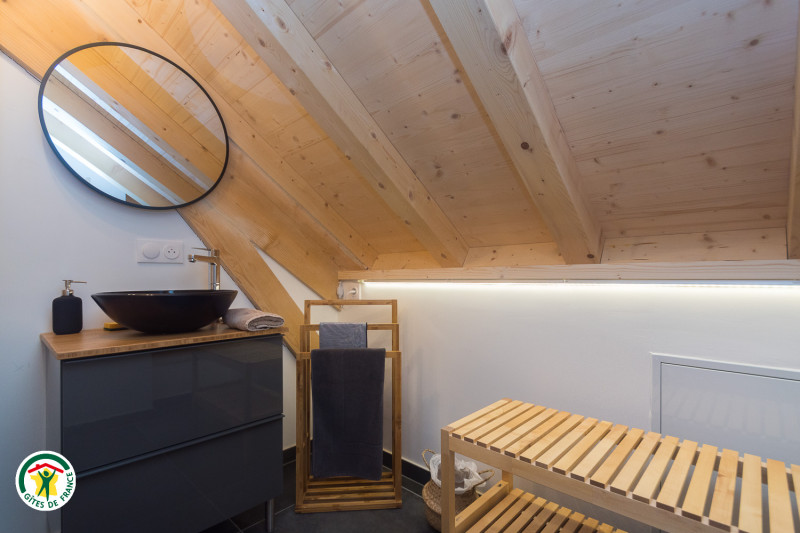 Chalet Sun Panorama - © Anne Marie Billault Chalet Sun Panorama