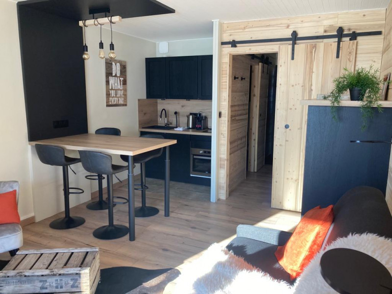 8a04a39e_1ae9_4d5b_bae7_ca3e970e4a3e.jpg - © Céline Combe 8a04a39e_1ae9_4d5b_bae7_ca3e970e4a3e.jpg