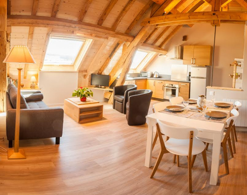 Pièce de vie, salle à manger et séjour