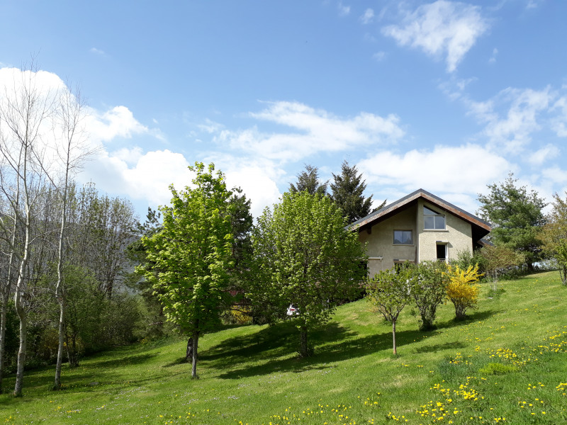 Maison vue depuis le terrain - © F. MARS Maison vue depuis le terrain
