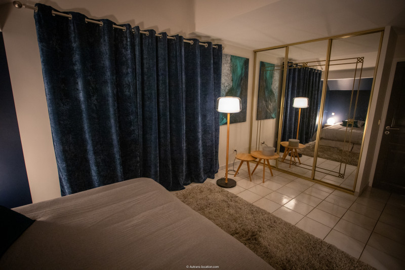 vue chambre 2 depuis le lit