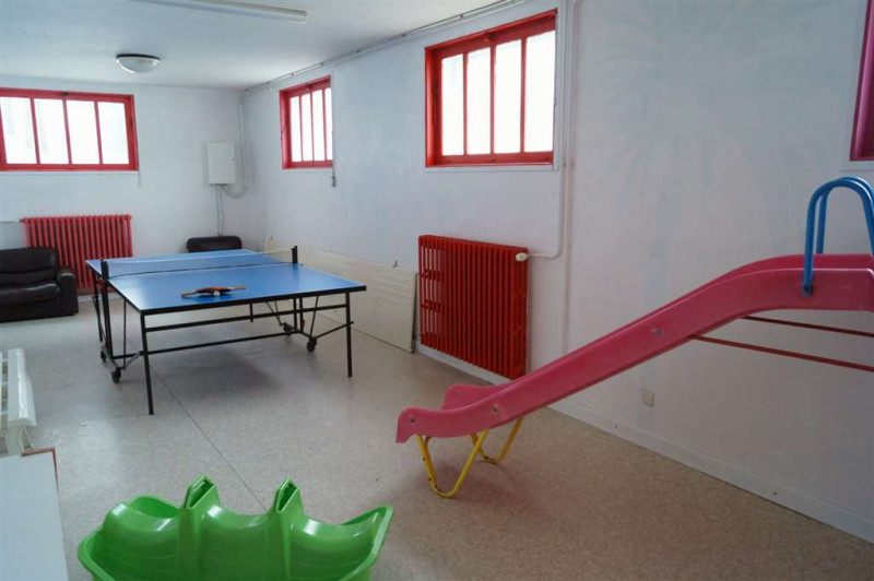 Salle de jeu commune àtous les gites