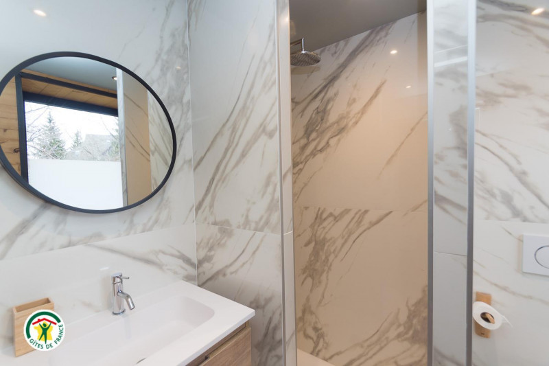 salle de bain et wc 3 - © Gîtes de France salle de bain et wc 3