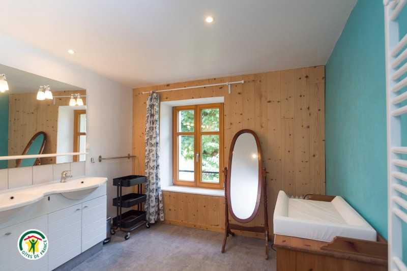 Salle d'eau 2 au 1er Salle d'eau 2 au 1er