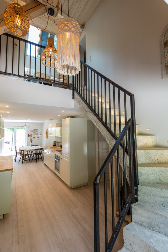 escalier_gite_la_resilience.jpg - © La Résilience escalier_gite_la_resilience.jpg