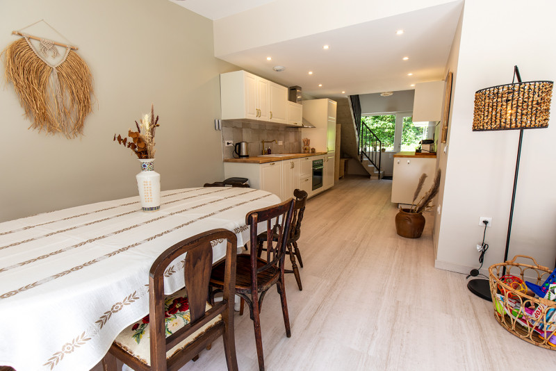 sejour_cuisine_gite_la_resilience_vercors.jpg sejour_cuisine_gite_la_resilience_vercors.jpg