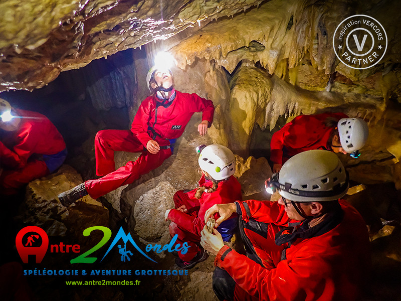 Spéléo Grotte de la Ture aux Trésors - initiation famille