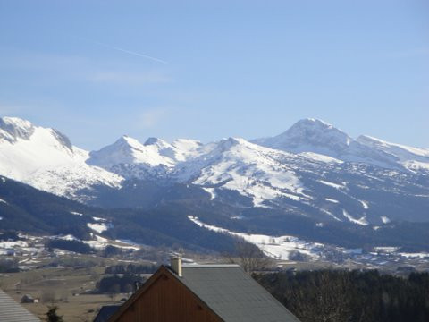 Vue enneigée depuis le gîte