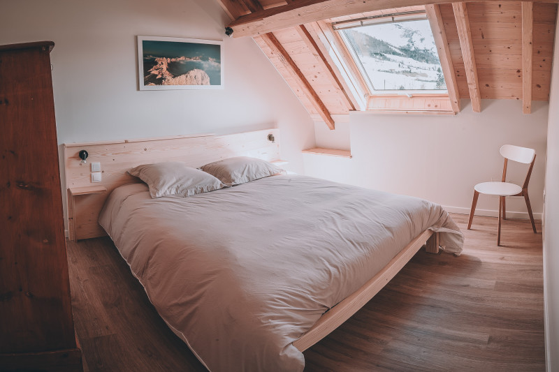 Chambre avec lit doucle