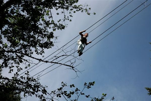 Photo d'un pont de singe - © saint nizier aventure Photo d'un pont de singe