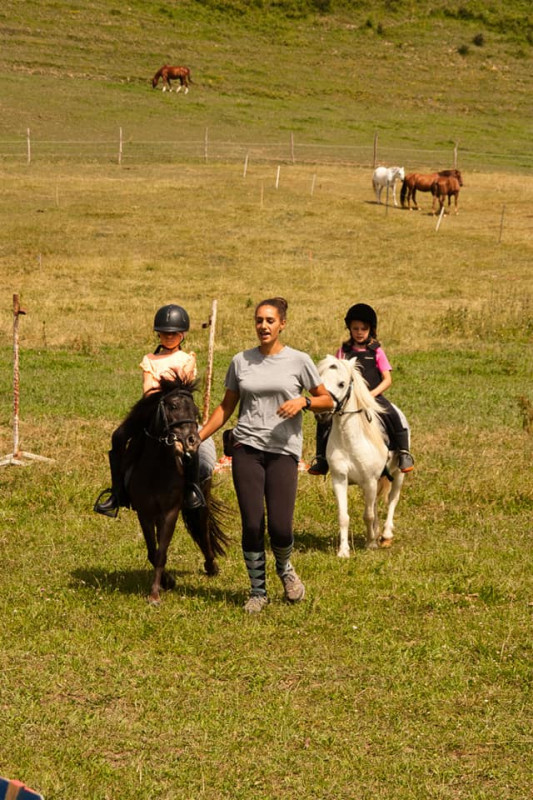 Animation poneys à Gève - © Refuge de Gève Animation poneys à Gève