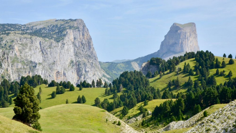 hauts_plateaux_vercors_mont_aiguille.jpg