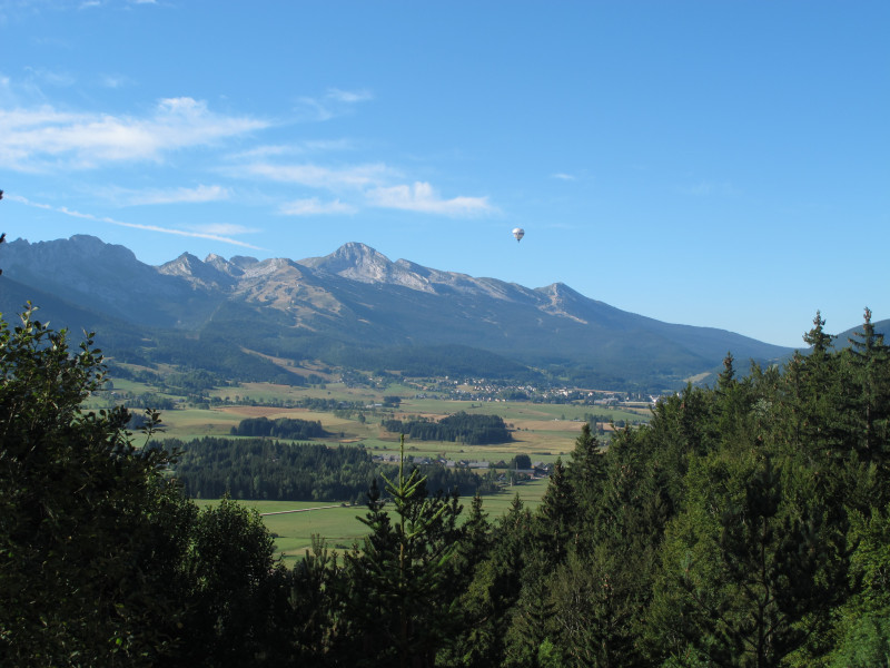 Vue sur la plaine du val de Lans