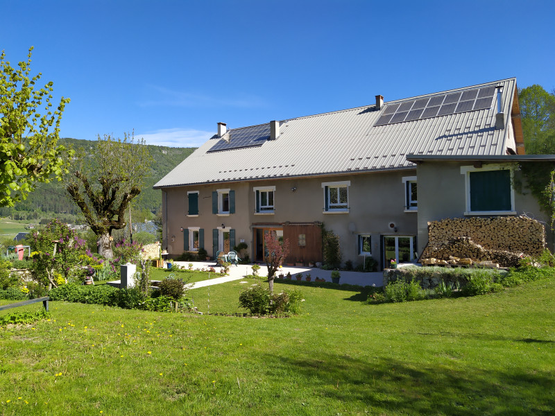Vue du gîte depuis le jardin