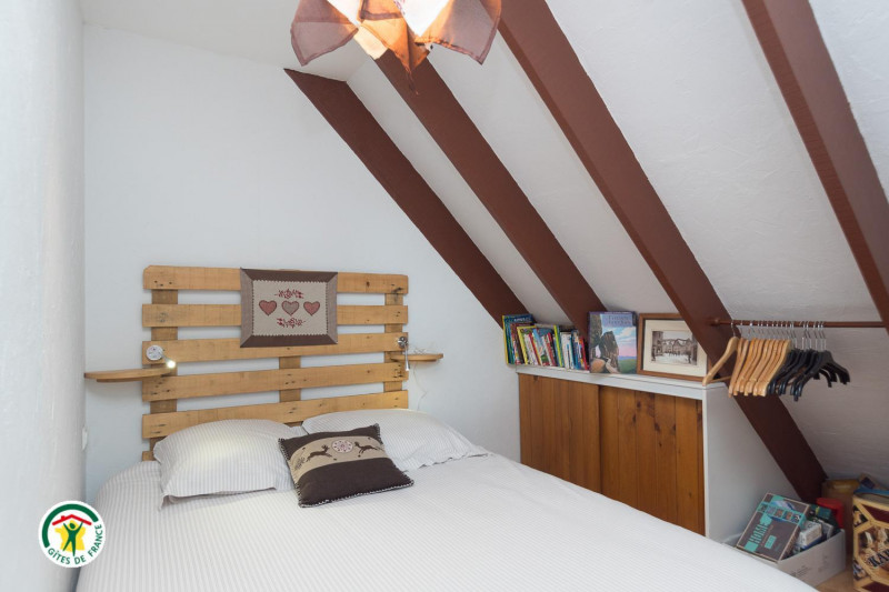 Chambre 1 au 1er étage Chambre 1 au 1er étage