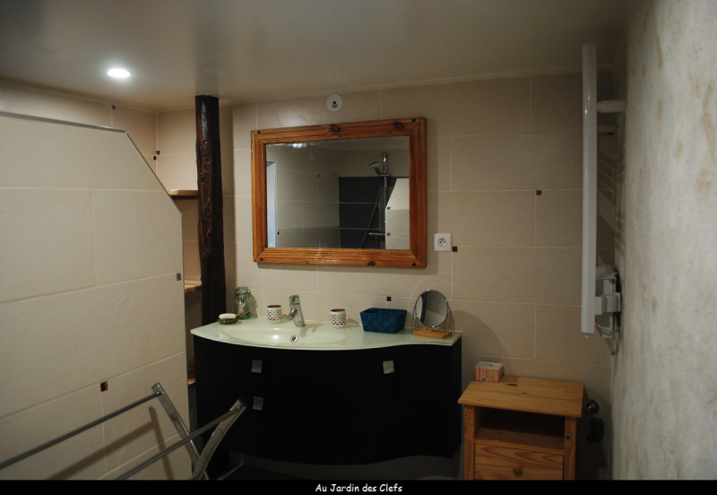 SALLE DE BAIN N°1 RDC
