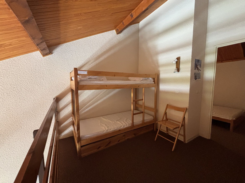 _lv_images__lot_0000580187_03_1530348 _lv_images__lot_0000580187_03_1530348
