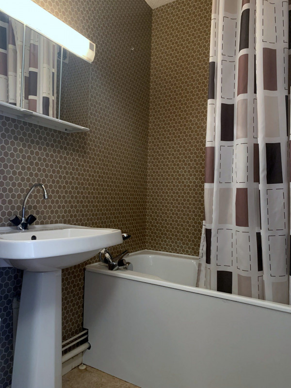 _lv_images__lot_0000580750_04_1410565 _lv_images__lot_0000580750_04_1410565