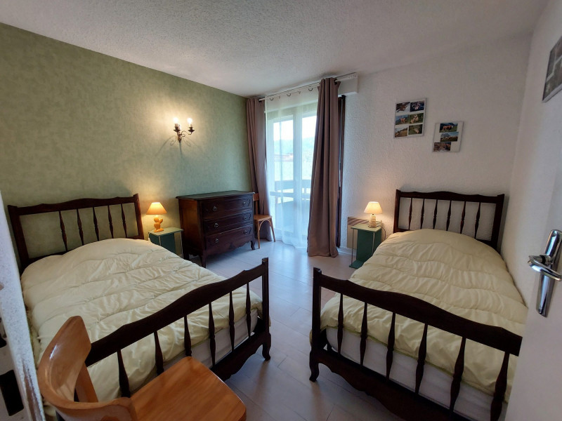 _lv_images__lot_0000600147_05_1335489