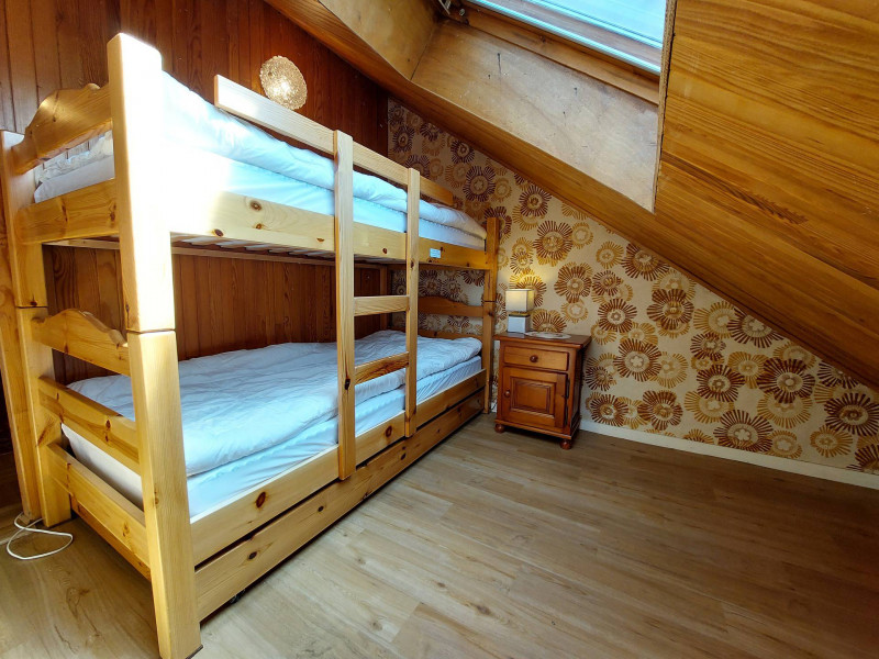 _lv_images__lot_0000600794_09_1401976