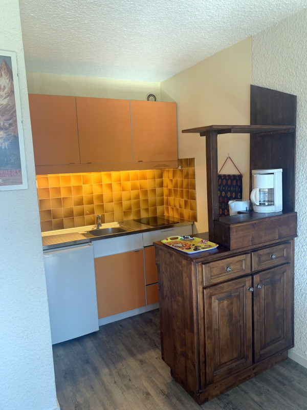 _lv_images__lot_0000650164_03_1351514