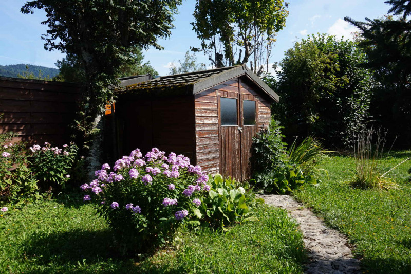 _lv_images__lot_0001100127_09_1304408 _lv_images__lot_0001100127_09_1304408