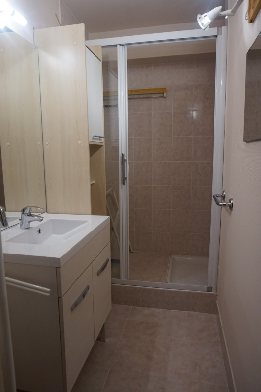 _lv_images__lot_0002150784_07_1438900