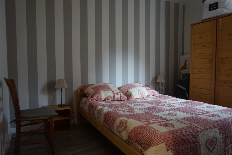 _lv_images__lot_0002150825_05_1385188