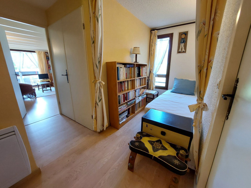 _lv_images__lot_0003590821_06_1390311