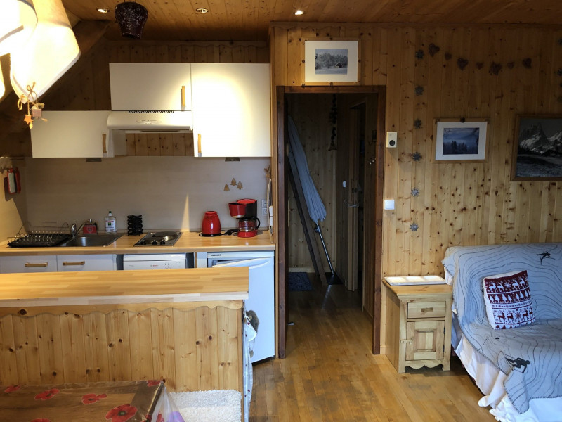 _lv_images__lot_0003590863_03_1377204 _lv_images__lot_0003590863_03_1377204