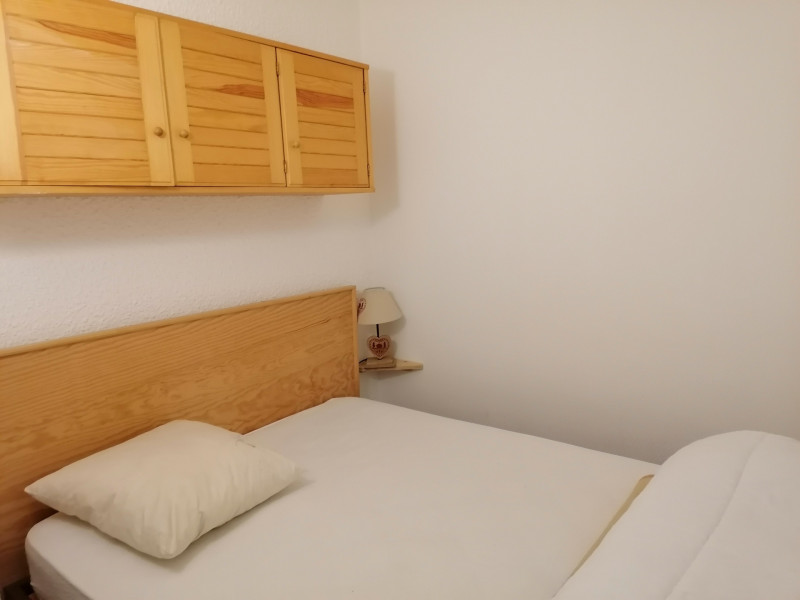 _lv_images__lot_0003590875_04_1308316 _lv_images__lot_0003590875_04_1308316