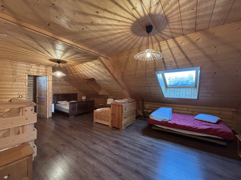 _lv_images__lot_0003590886_08_1419916