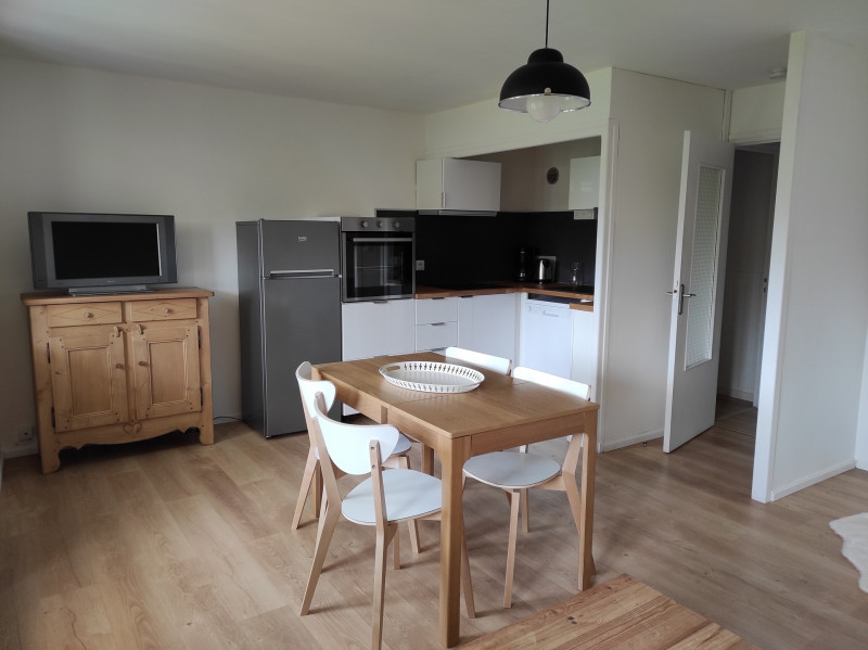 _lv_images__lot_0003590888_02_1434123