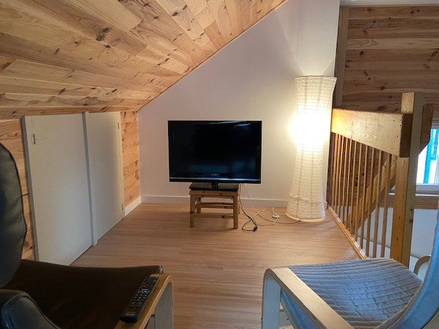 _lv_images__lot_0003590897_05_1432897