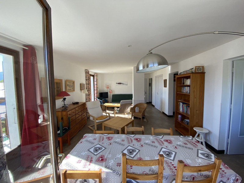 _lv_images__lot_0003590904_01_1316997