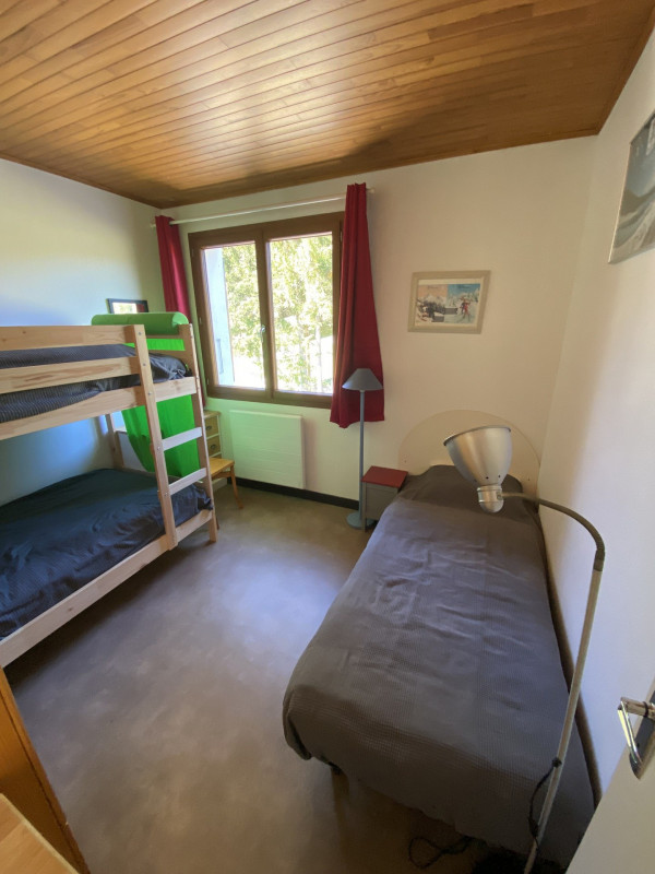 _lv_images__lot_0003590904_05_1283120