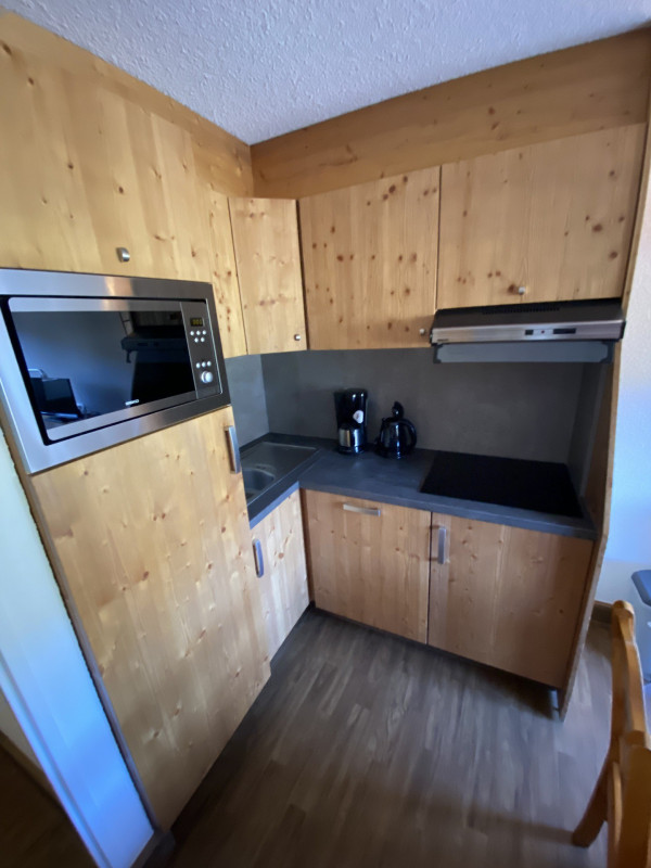 _lv_images__lot_0003590906_07_1352496