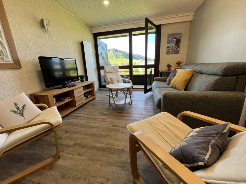 _lv_images__lot_0003590914_03_1388875