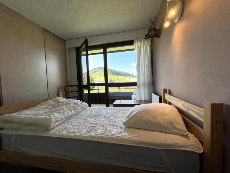 _lv_images__lot_0003590914_05_1191973