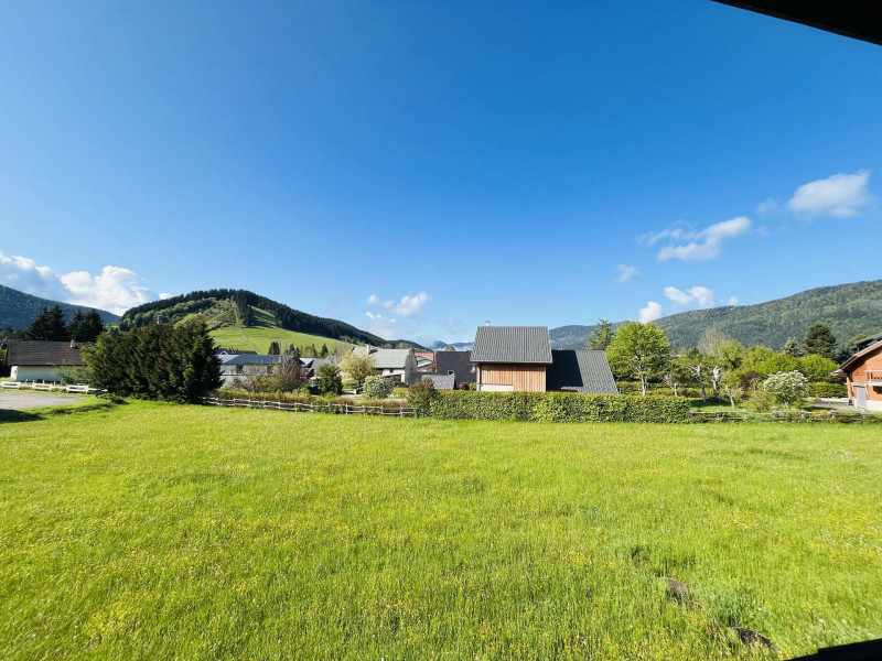 _lv_images__lot_0003590914_09_1437109