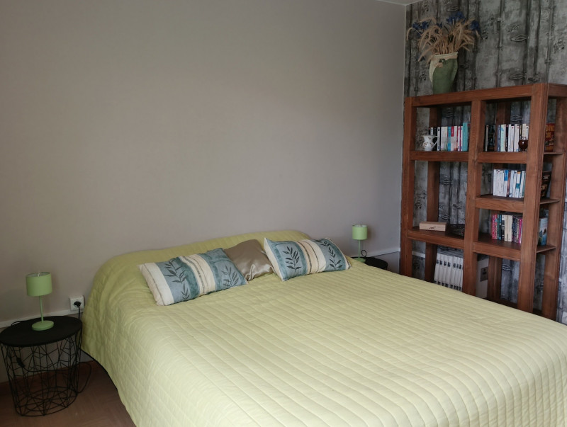 _lv_images__lot_0003590916_08_1352077