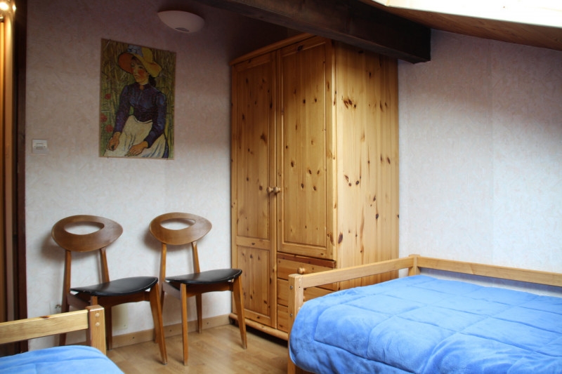 _lv_images__lot_0003590918_11_1392431