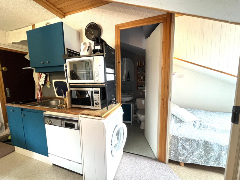 _lv_images__lot_0003590919_02_1313337