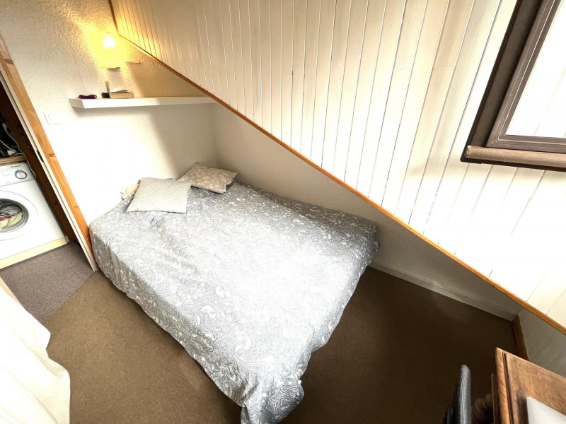 _lv_images__lot_0003590919_04_1308486 _lv_images__lot_0003590919_04_1308486