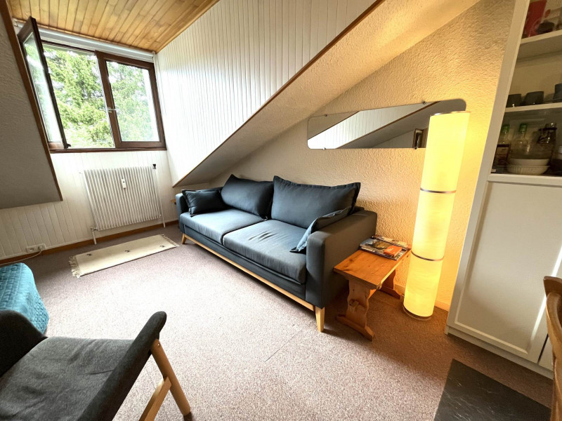 _lv_images__lot_0003590919_07_1382318