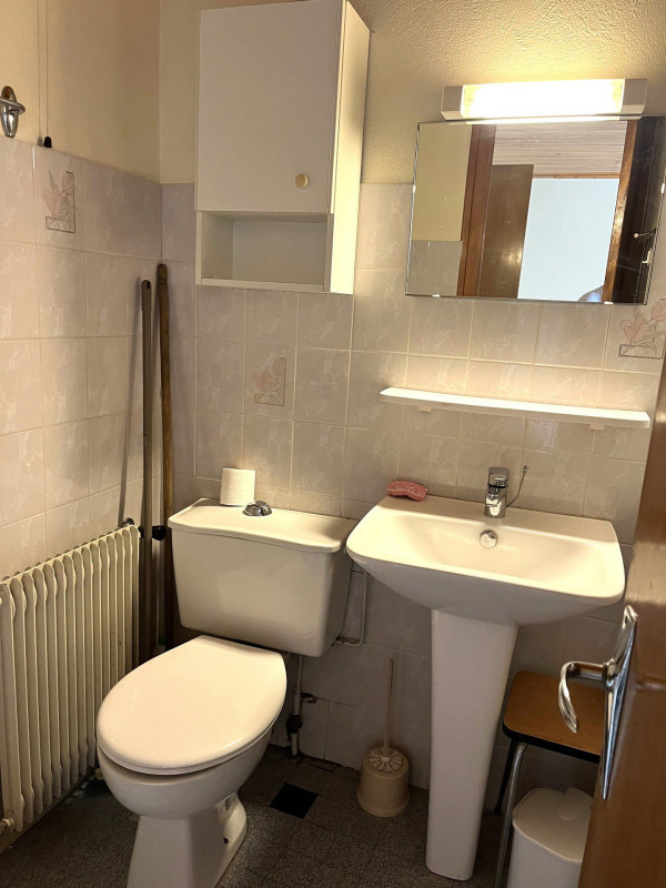 _lv_images__lot_0003590920_03_1323842