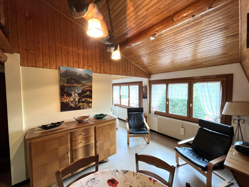 _lv_images__lot_0003590923_01_1422664